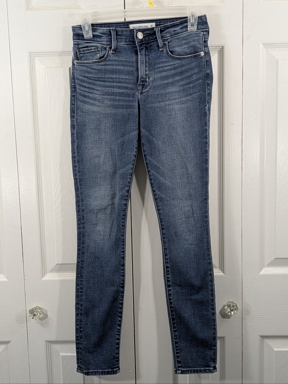 Abercrombie & Fitch: MidRise Super Skinny - Size 0/25